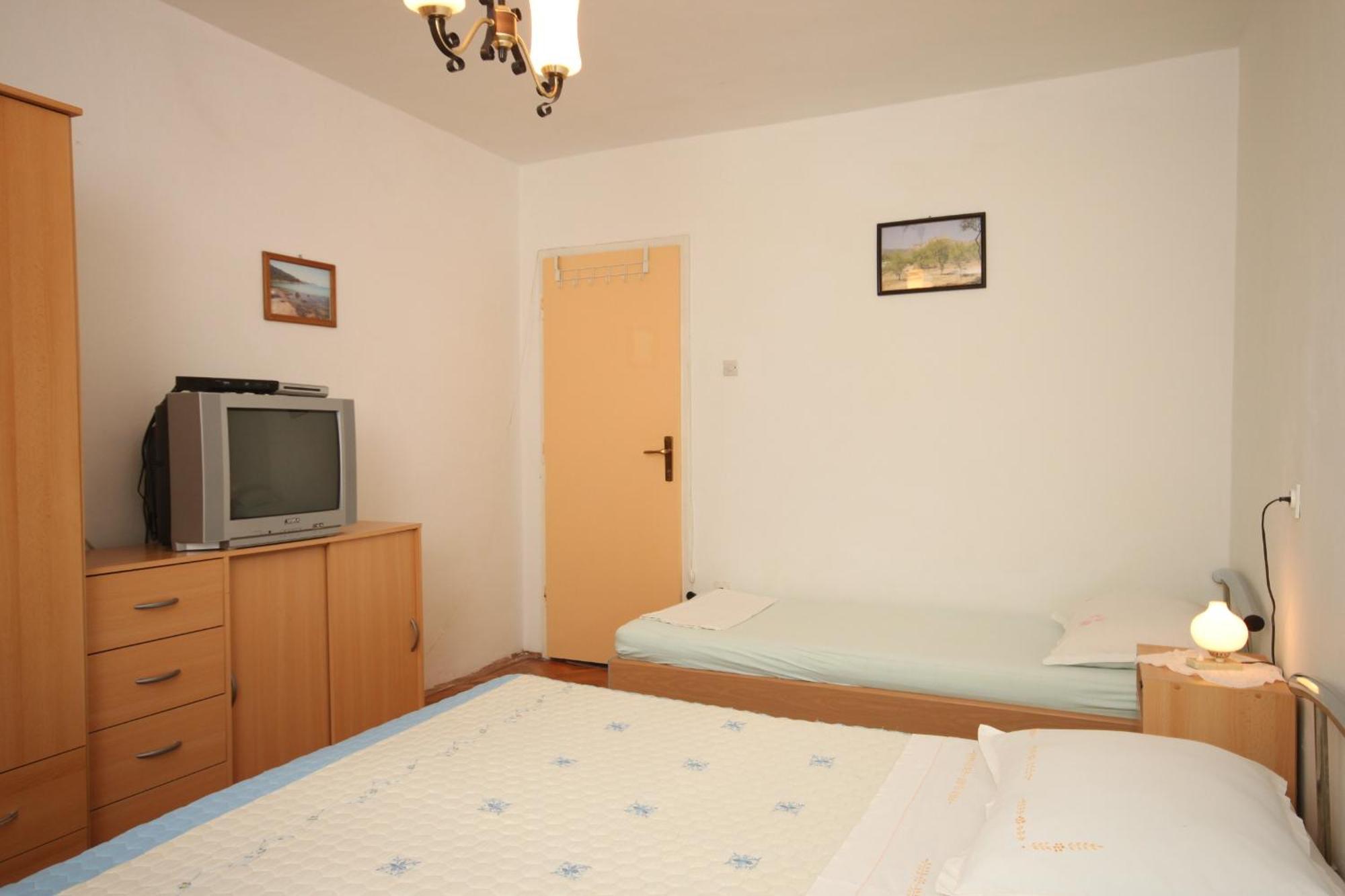 Rooms By The Sea Sucuraj, Hvar - 6734 Bilik gambar